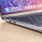 MACBOOK PRO 2019 13 inch  space gray